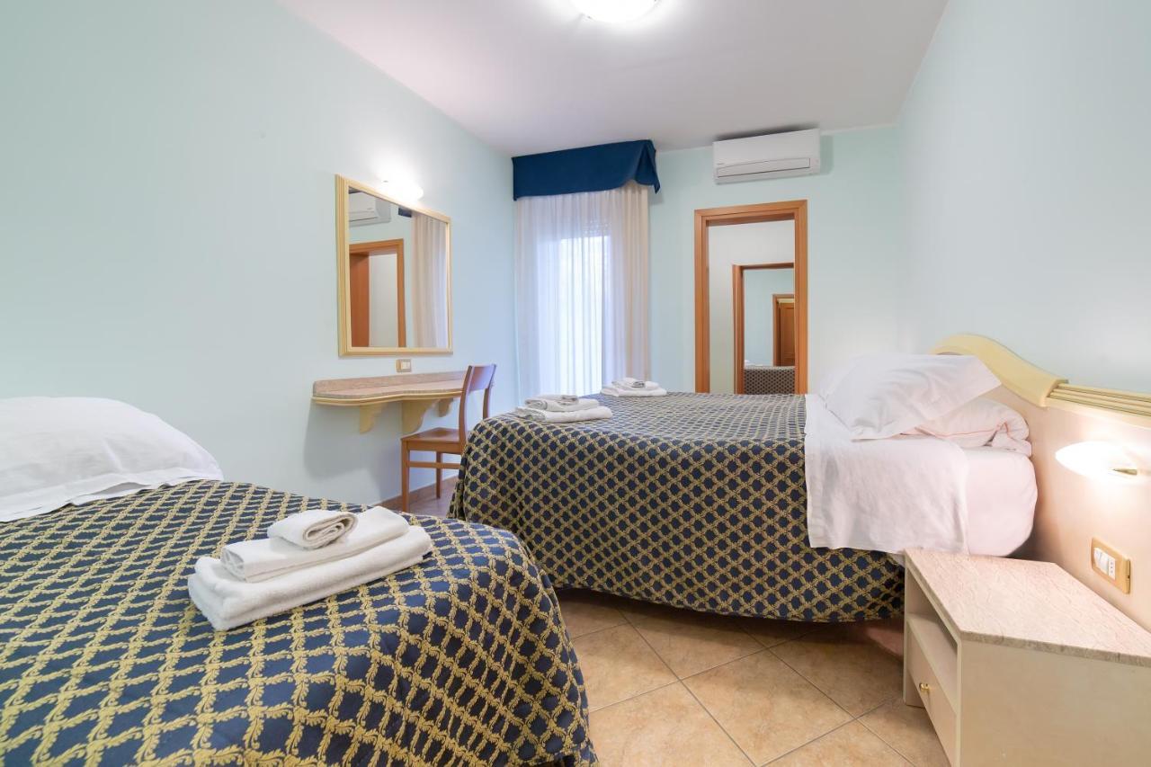 Residenza Melucci Aparthotel ริมินี ภายนอก รูปภาพ