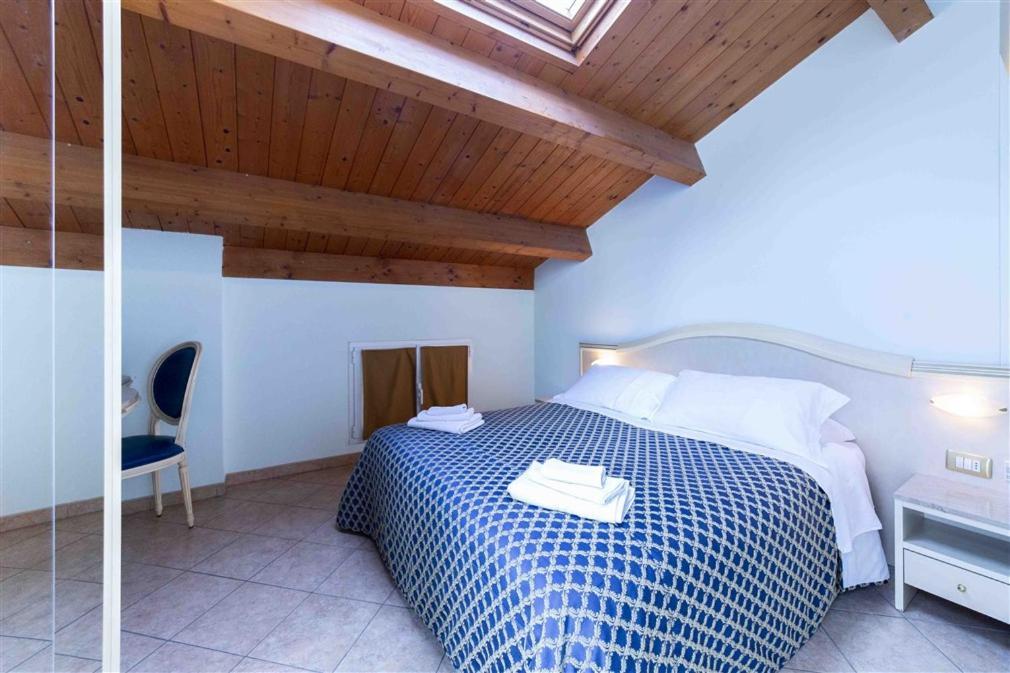 Residenza Melucci Aparthotel ริมินี ภายนอก รูปภาพ