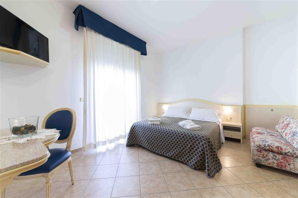 Residenza Melucci Aparthotel ริมินี ภายนอก รูปภาพ