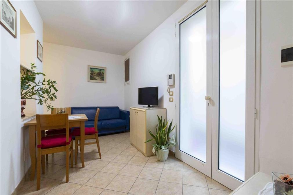 Residenza Melucci Aparthotel ริมินี ภายนอก รูปภาพ