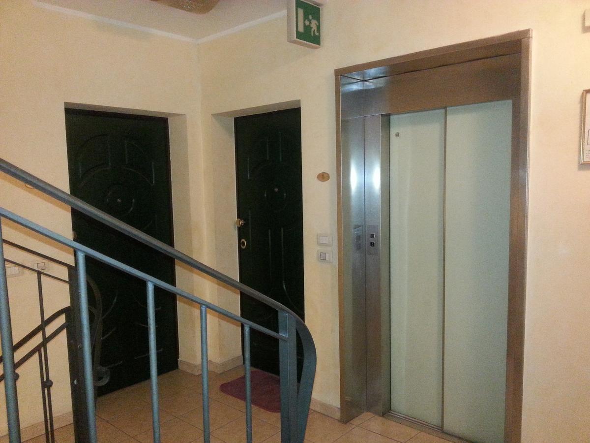 Residenza Melucci Aparthotel ริมินี ภายนอก รูปภาพ