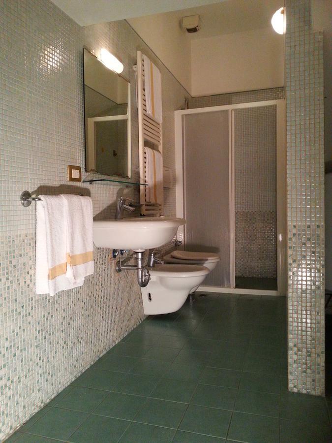 Residenza Melucci Aparthotel ริมินี ภายนอก รูปภาพ